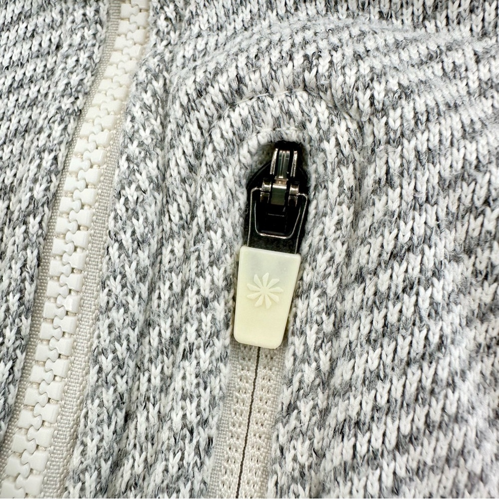Athleta Trailwinds Knit Hike Jacket, Sandy White Heather, Medium - Picture 9 of 14